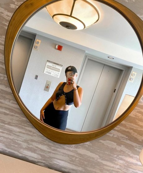 Foto nua vazada do OnlyFans de Breallen