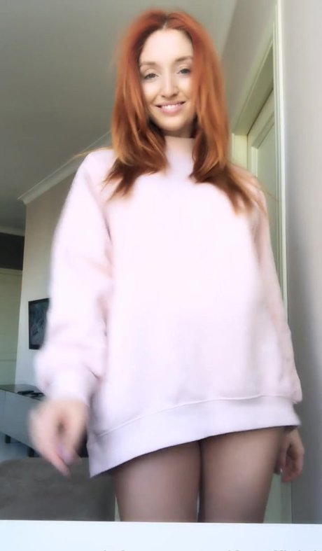 Naken lekkede OnlyFans-bilde av Redfoxofficial