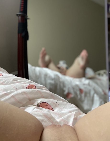 Naken läckt OnlyFans-bild av Pupwife