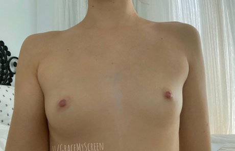 Nahá fotka uniklých OnlyFans od Graceyascreen