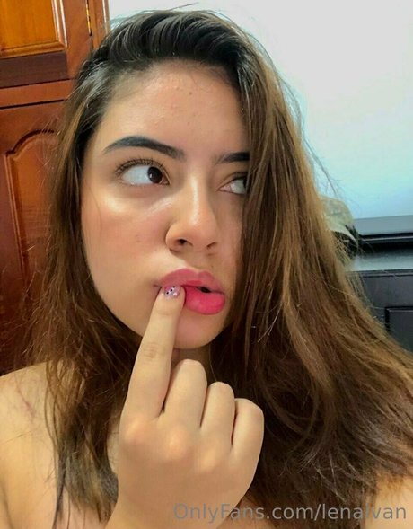 Naken lekkede OnlyFans-bilde av Lenaivan