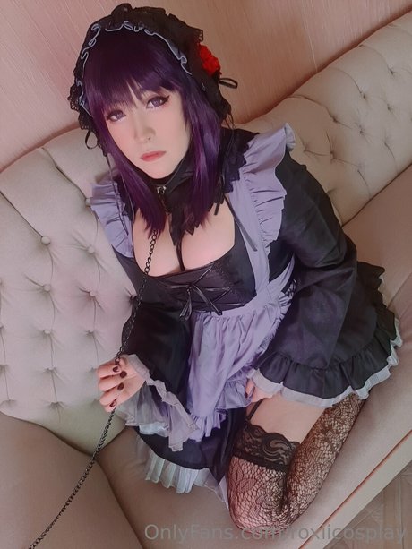 Nahá fotka uniklých OnlyFans od Roxii Cosplay