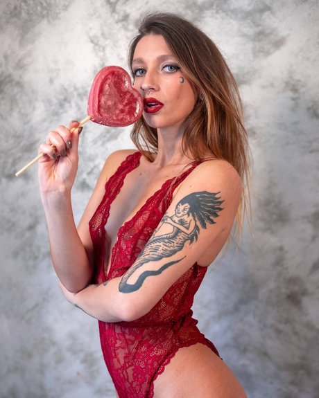 Demonia