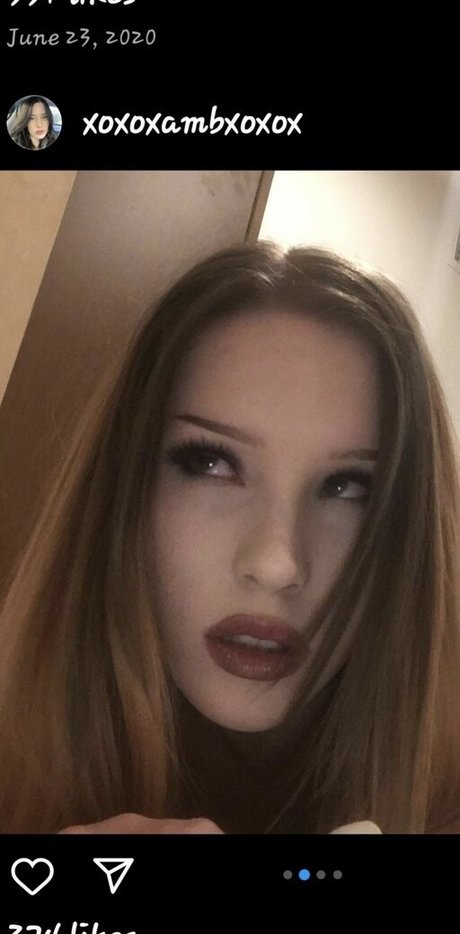 Photo nue de fuite OnlyFans de Angiexoxox