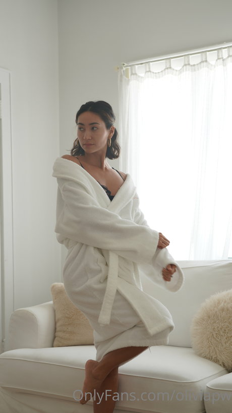 Alaston vuotanut OnlyFans-kuva Olivia Pascale