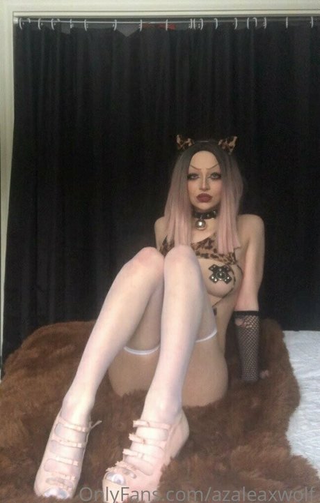 Nahá fotka uniklých OnlyFans od Azaleax Wolf