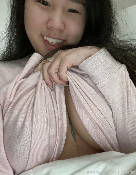 Scarlet Lee