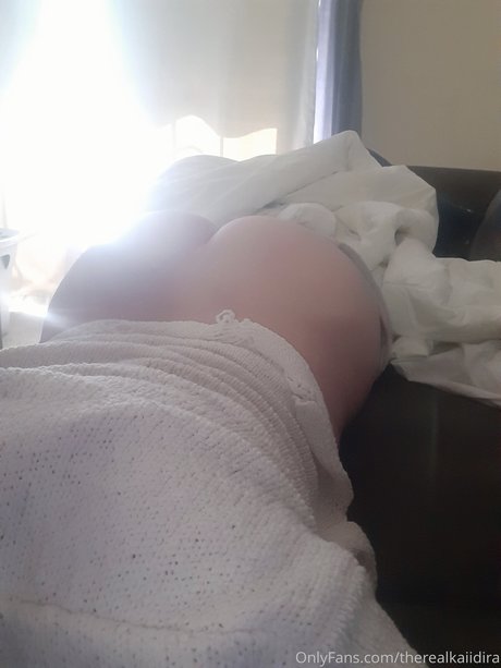 Alasti lekkinud OnlyFans-i pilt Kaiidira
