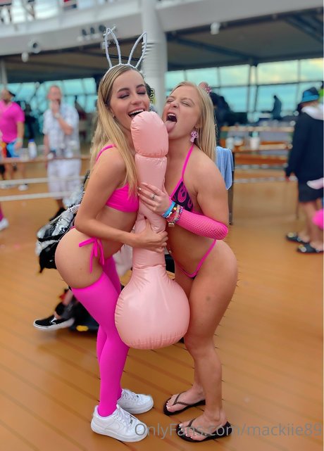 Nahá fotka uniklých OnlyFans od Mackiie89