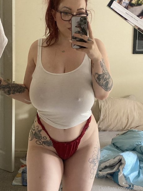Alasti lekkinud OnlyFans-i pilt Jessiiee