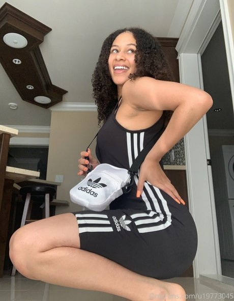 Luvaluva OnlyFans泄露裸照