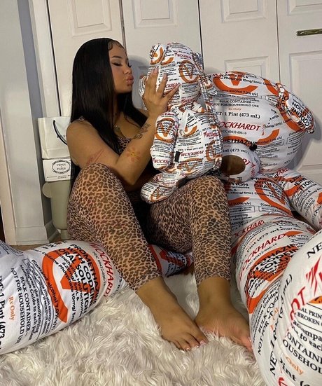 Goyard Wallet  nude leaked OnlyFans photo