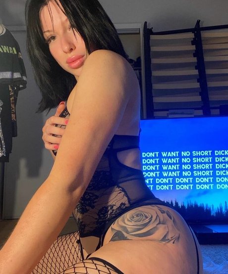 Nahá fotka uniklých OnlyFans od Hollyxobaby