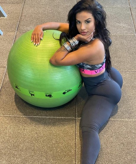 Photo nue de fuite OnlyFans de Brunettebarbieve