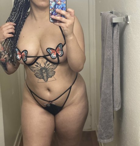 Naken läckt OnlyFans-bild av Hoekusho