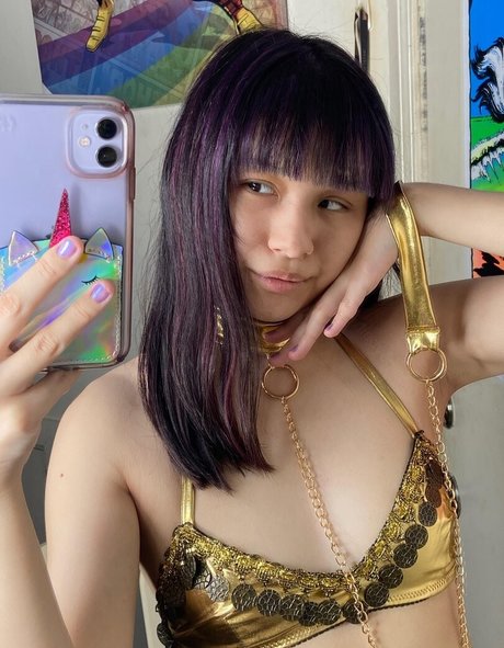 Parvati OnlyFans