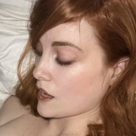 Naken läckt OnlyFans-bild av Sarah Beattie
