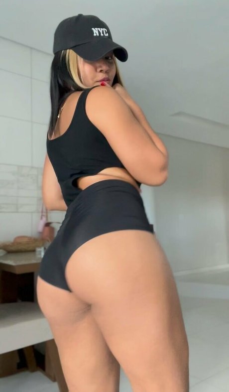 Foto desnuda filtrada de OnlyFans de Gabyhotwife