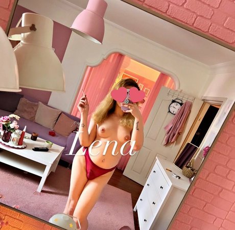 Naakte gelekte OnlyFans-foto van Obiriconn