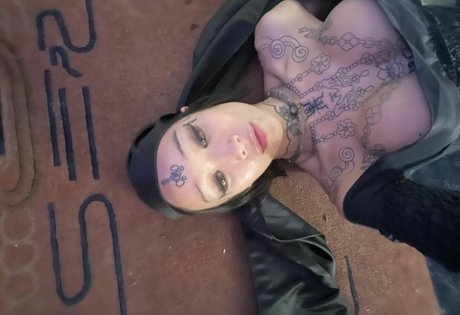 Nacktes geleaktes OnlyFans-Foto von Tightcorsetloosemorals