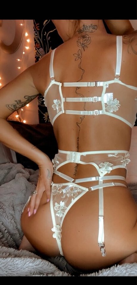 Foto di nudo di fuga di OnlyFans di Tattoolovie09