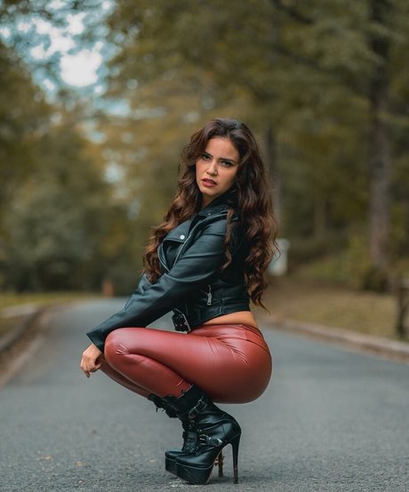 Foto desnuda filtrada de OnlyFans de Bellabellss2223