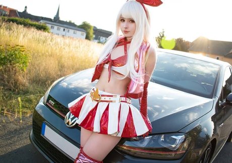 Naken läckt OnlyFans-bild av Sunacosplay