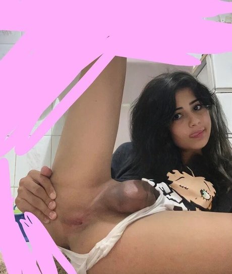 Naakte gelekte OnlyFans-foto van Mochii