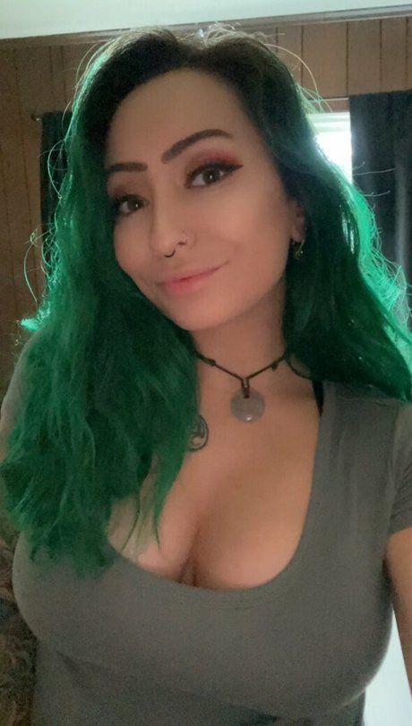 Nahá fotka uniklých OnlyFans od Alexxxandria23