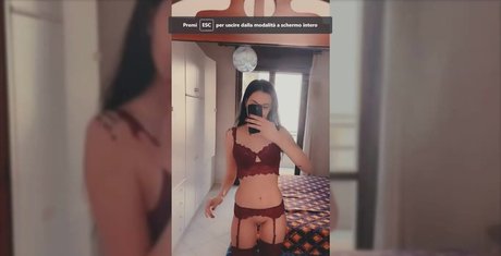 Naken läckt OnlyFans-bild av Eleonora Perkele