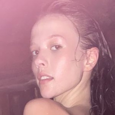 Foto di nudo di fuga di OnlyFans di Demi Dee
