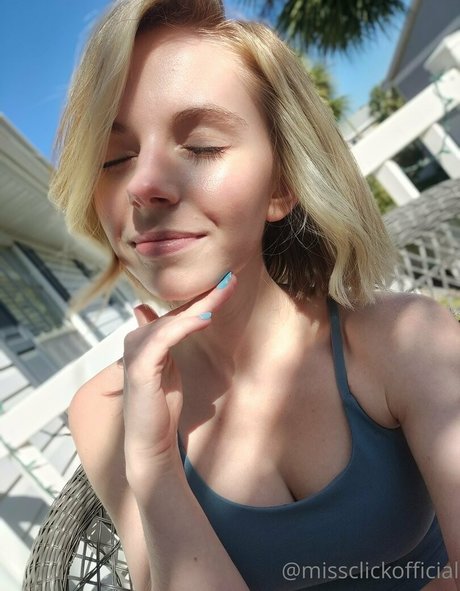 Nacktes geleaktes OnlyFans-Foto von Missclick
