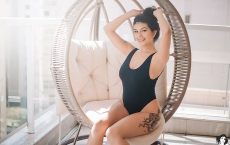 Naken läckt OnlyFans-bild av Luxx