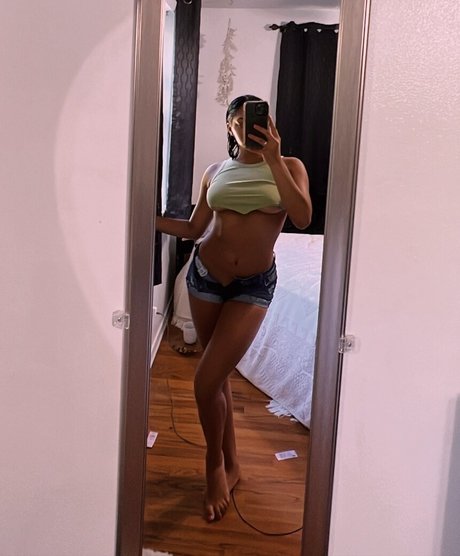 Izzy Clark
