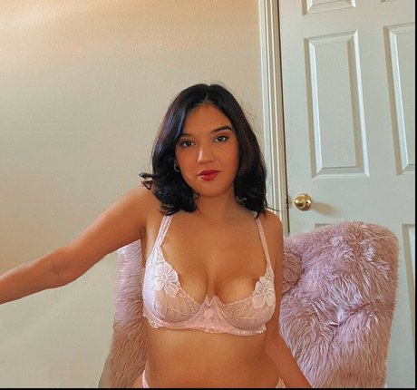 Обнаженная фотография утечки OnlyFans от Valeria Flores