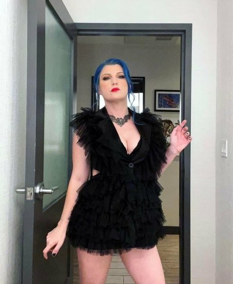 Leva Bates  nude leaked OnlyFans photo