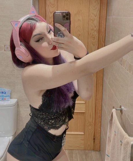 Photo nue de fuite OnlyFans de Draculonaa
