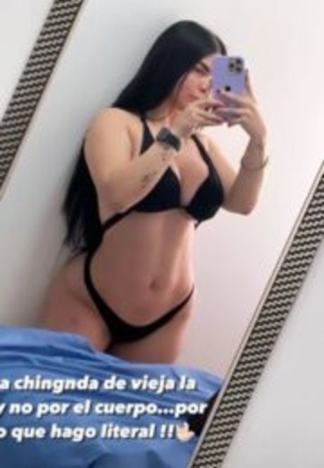 Nahá fotka uniklých OnlyFans od Yo Soy Madeleyn