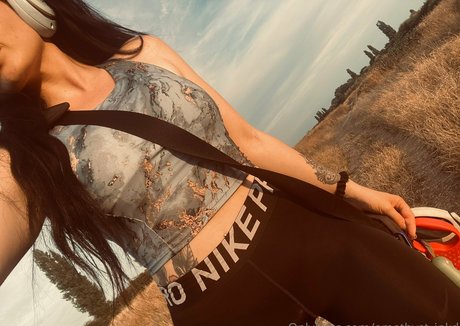 Alaston vuotanut OnlyFans-kuva Amethystinkd