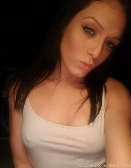 Foto desnuda filtrada de OnlyFans de Valerierosee