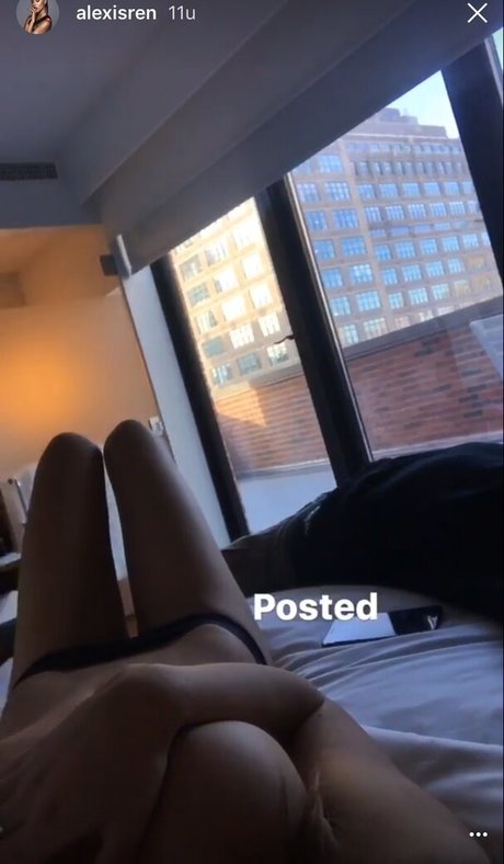 Naken lekkede OnlyFans-bilde av Alexis Rene Glabach