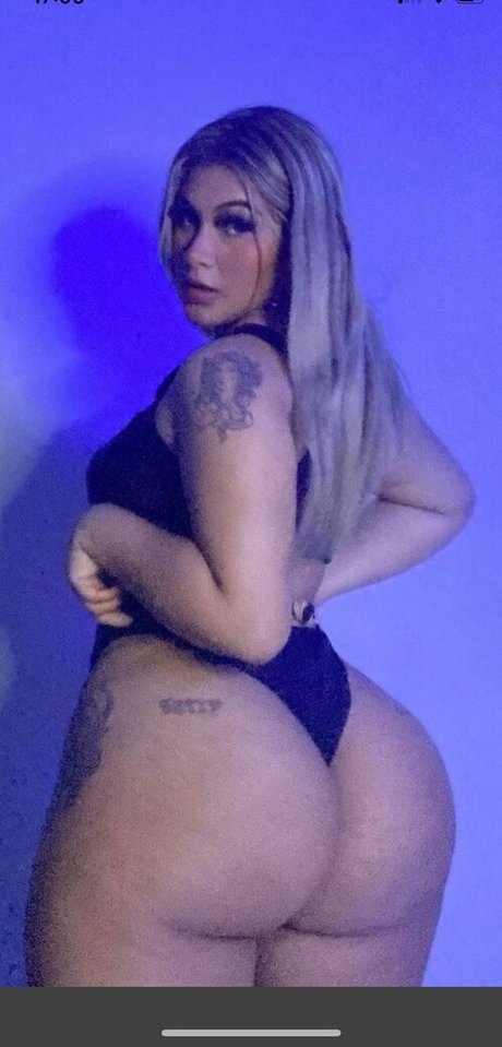 Foto di nudo di fuga di OnlyFans di Naomiverde