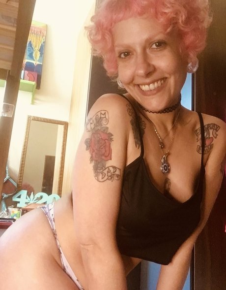 Foto nua vazada do OnlyFans de Marilou Moreira