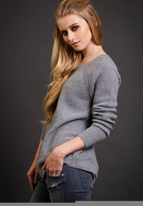 Alena Savostikova