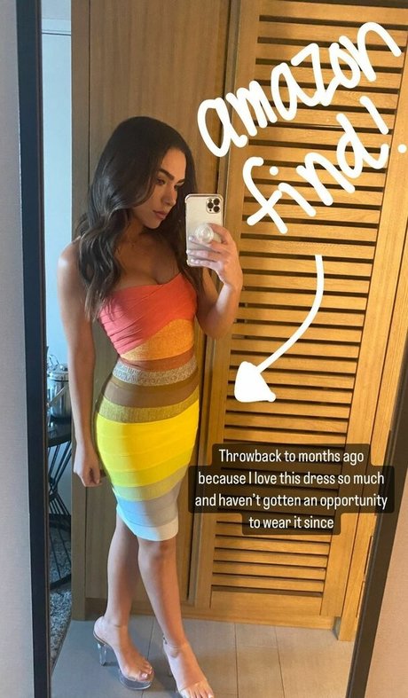 Naken lekkede OnlyFans-bilde av Briezy Brie