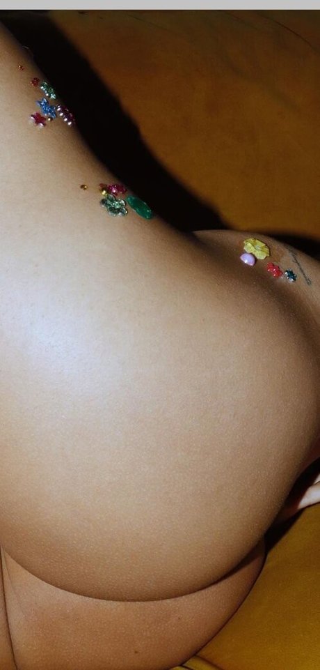 Naakte gelekte OnlyFans-foto van Sephora Morello