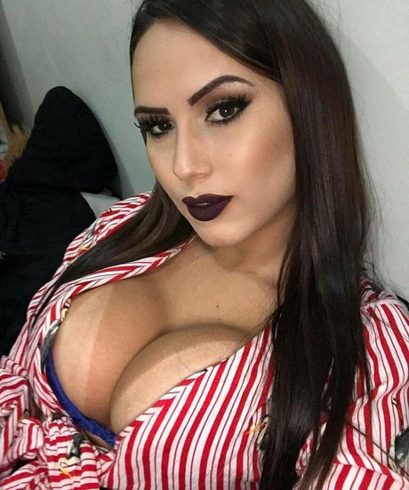 Isabella Pinheiro