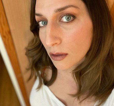 Foto desnuda filtrada de OnlyFans de Chelsea Peretti