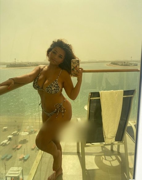 Foto di nudo di fuga di OnlyFans di Vaninagood