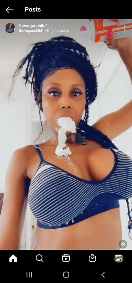 Foto di nudo di fuga di OnlyFans di Theveganchild1